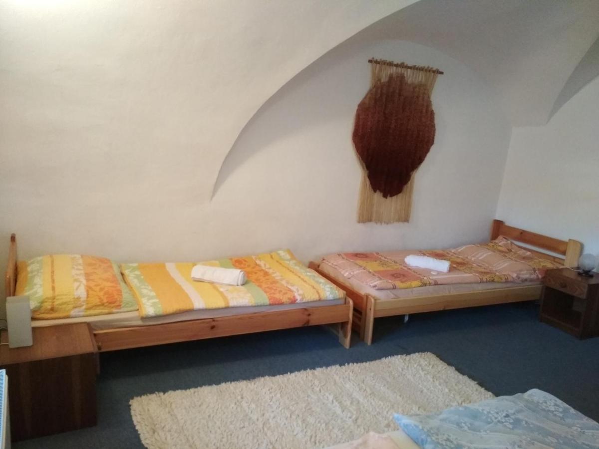 Penzion U Tkadlen Jindřichův Hradec Buitenkant foto